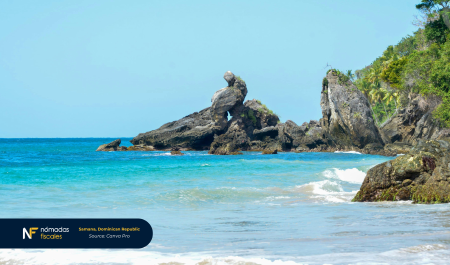 Tropical coastline of Samaná in Dominican Republic – tax haven destination for digital nomads and permanent residents